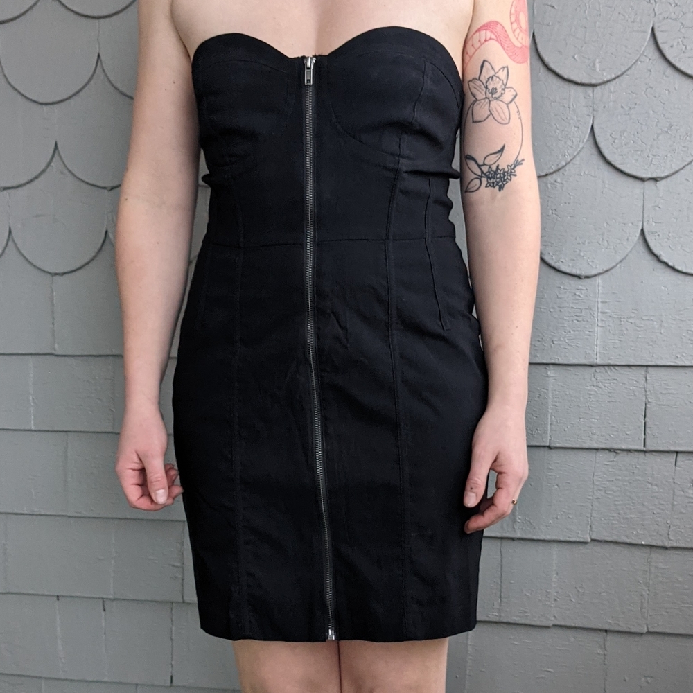 Bodycon zip up dress